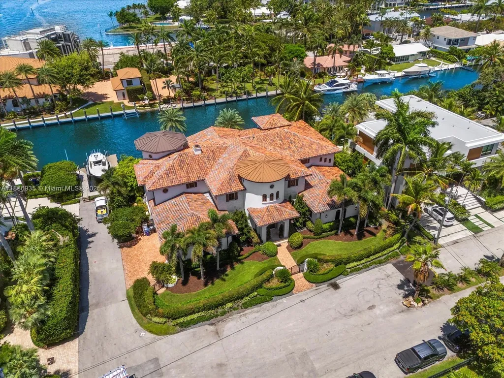 821 Solar Isle Drive Fort Lauderdale FL 33301