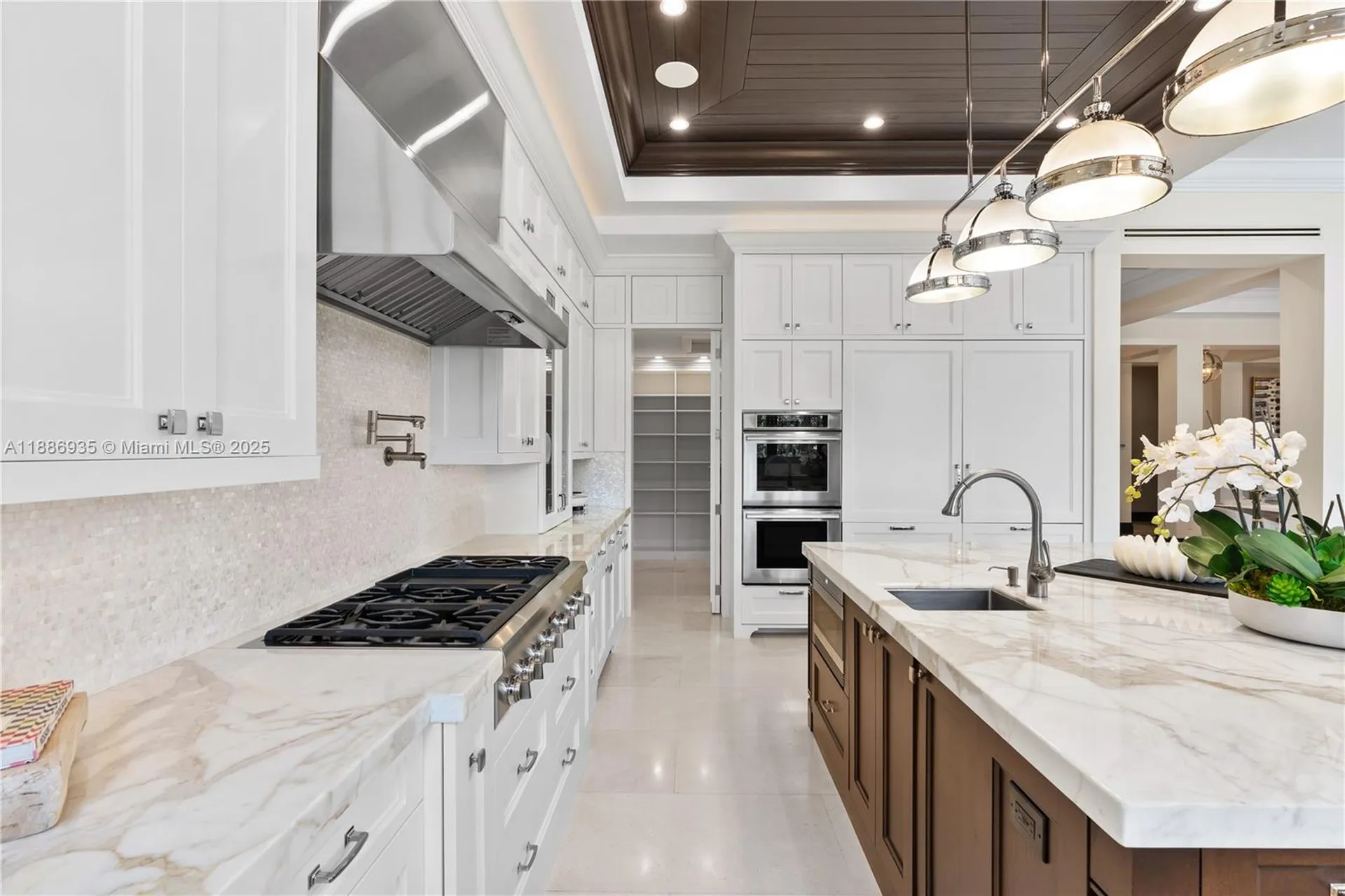 821 Solar Isle Drive Fort Lauderdale FL 33301