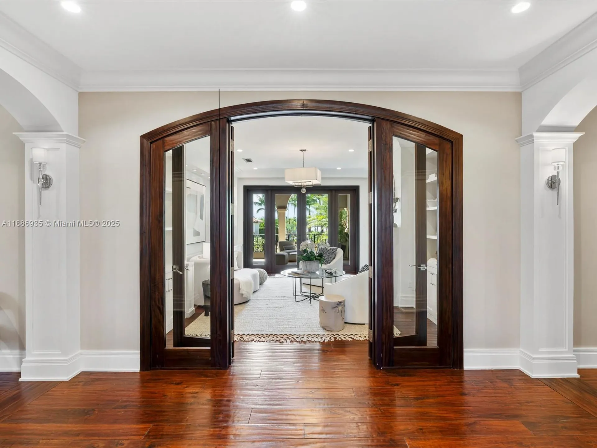 821 Solar Isle Drive Fort Lauderdale FL 33301