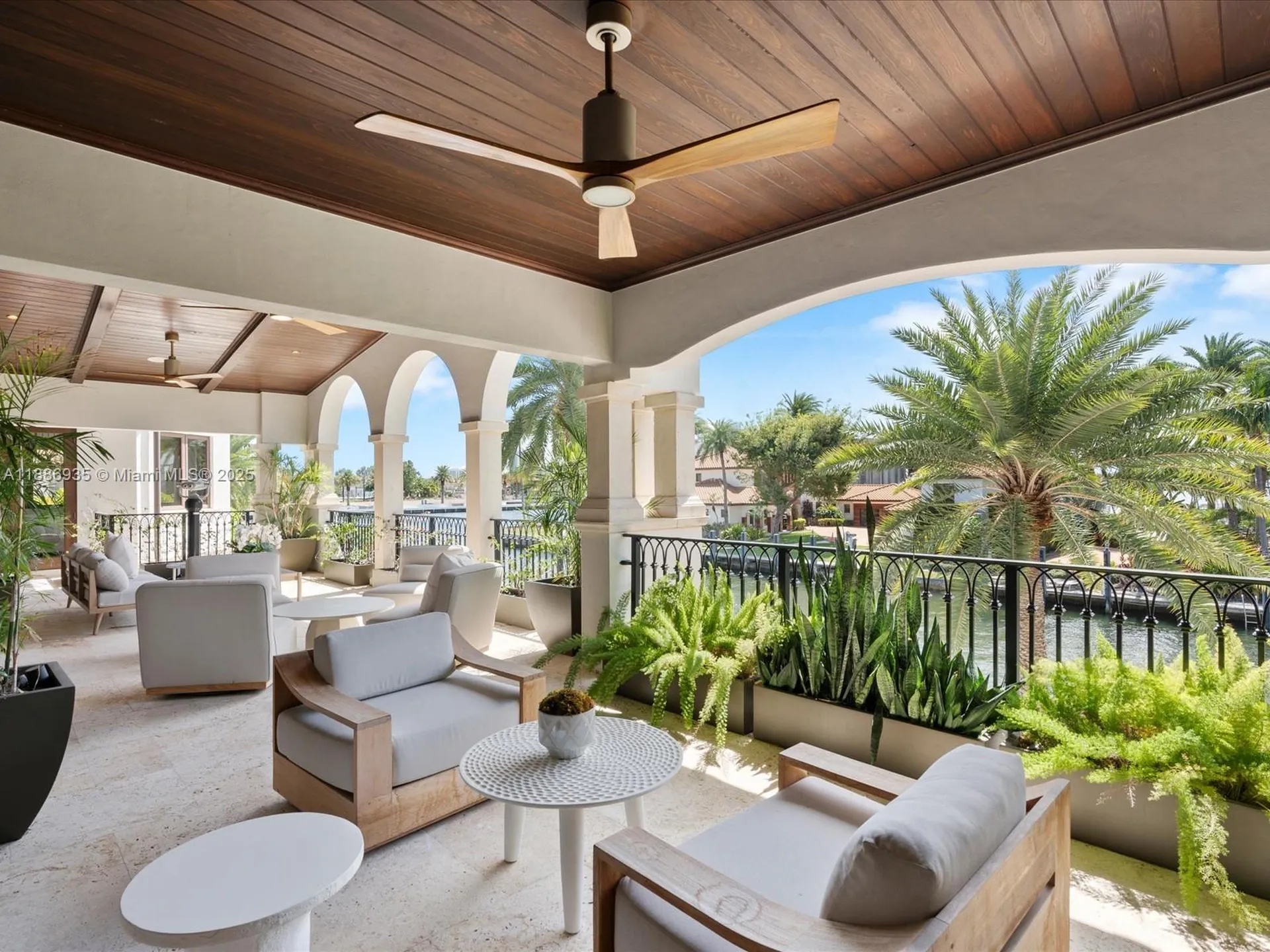 821 Solar Isle Drive Fort Lauderdale FL 33301