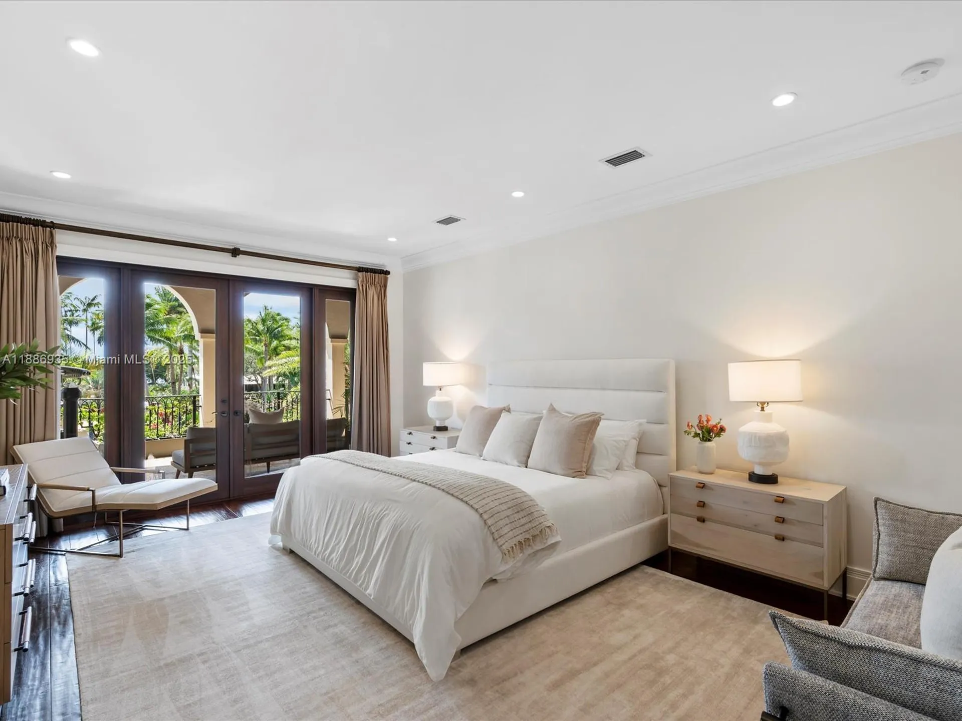 821 Solar Isle Drive Fort Lauderdale FL 33301