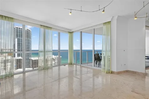 3101 S Ocean Drive Hollywood FL 33019
