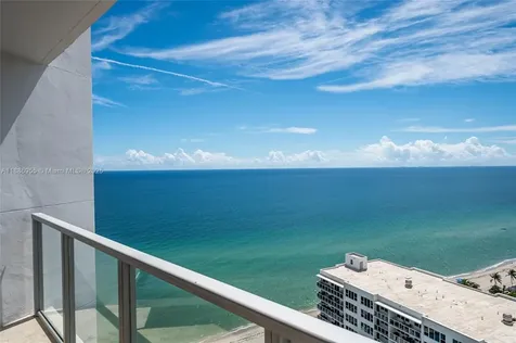 3101 S Ocean Drive Hollywood FL 33019