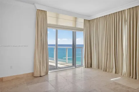3101 S Ocean Drive Hollywood FL 33019