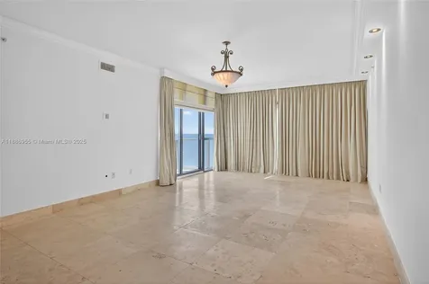 3101 S Ocean Drive Hollywood FL 33019