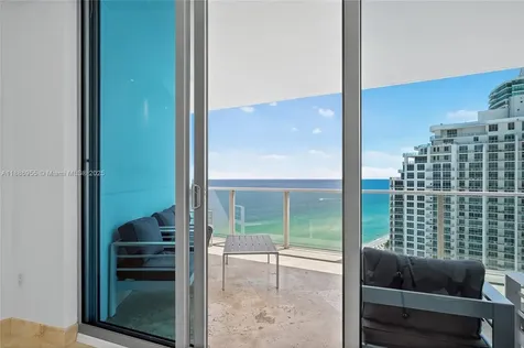 3101 S Ocean Drive Hollywood FL 33019