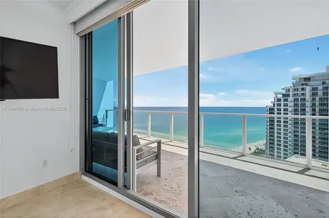 3101 S Ocean Drive Hollywood FL 33019