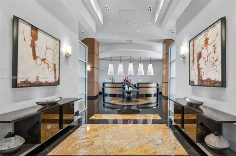 3101 S Ocean Drive Hollywood FL 33019
