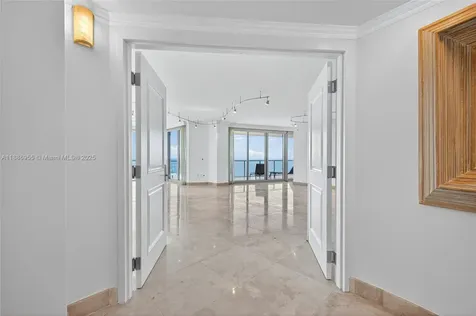 3101 S Ocean Drive Hollywood FL 33019