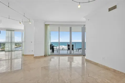 3101 S Ocean Drive Hollywood FL 33019