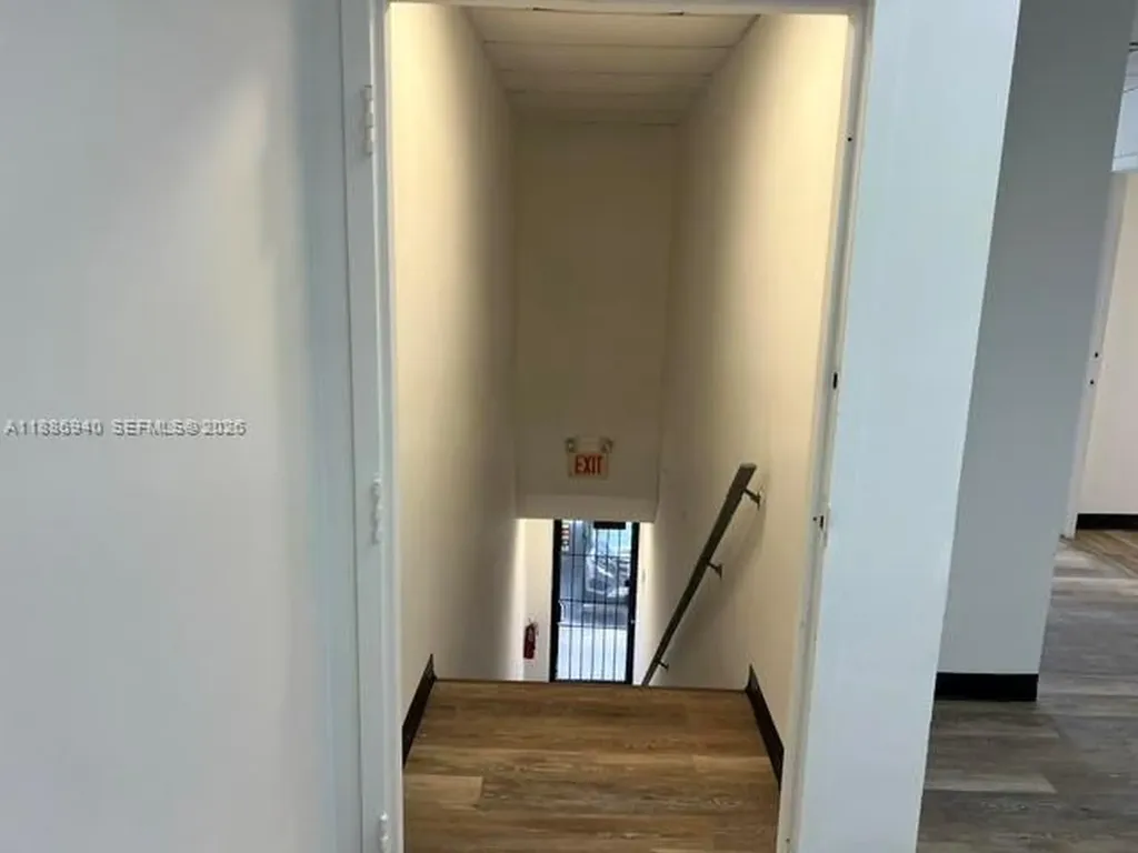 2001 N Dixie Highway Pompano Beach FL 33060