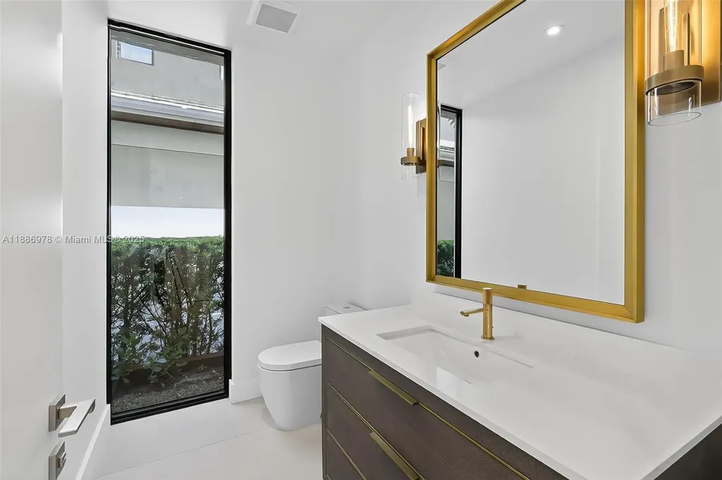 620 Solar Isle Drive Fort Lauderdale FL 33301