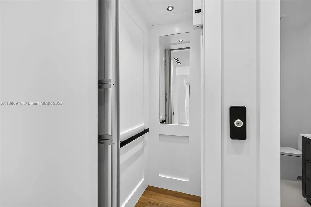 620 Solar Isle Drive Fort Lauderdale FL 33301