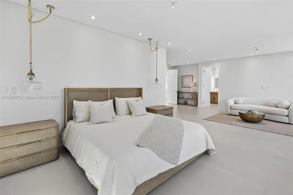 620 Solar Isle Drive Fort Lauderdale FL 33301