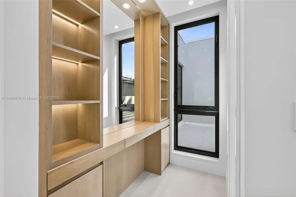 620 Solar Isle Drive Fort Lauderdale FL 33301