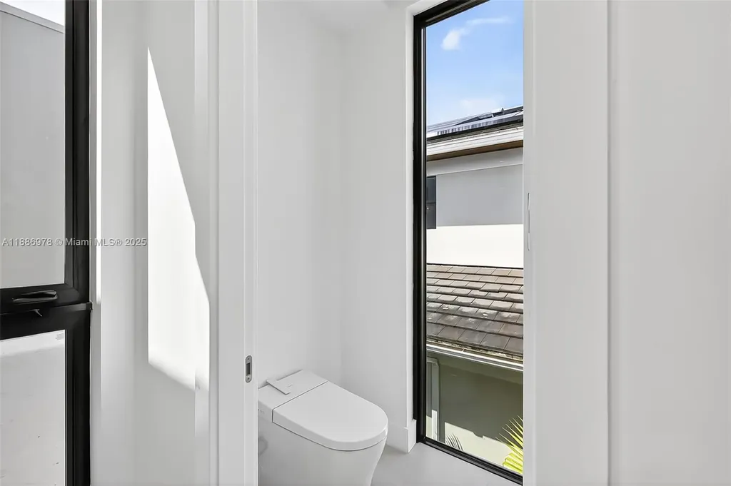 620 Solar Isle Drive Fort Lauderdale FL 33301