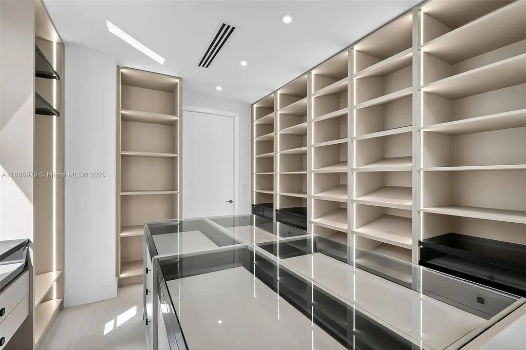 620 Solar Isle Drive Fort Lauderdale FL 33301