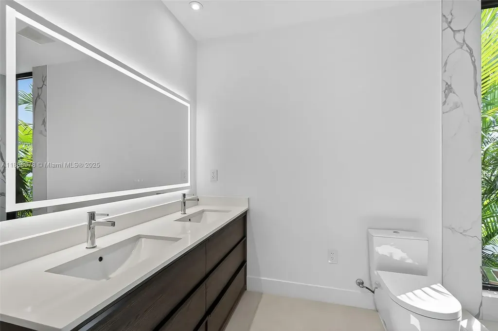 620 Solar Isle Drive Fort Lauderdale FL 33301