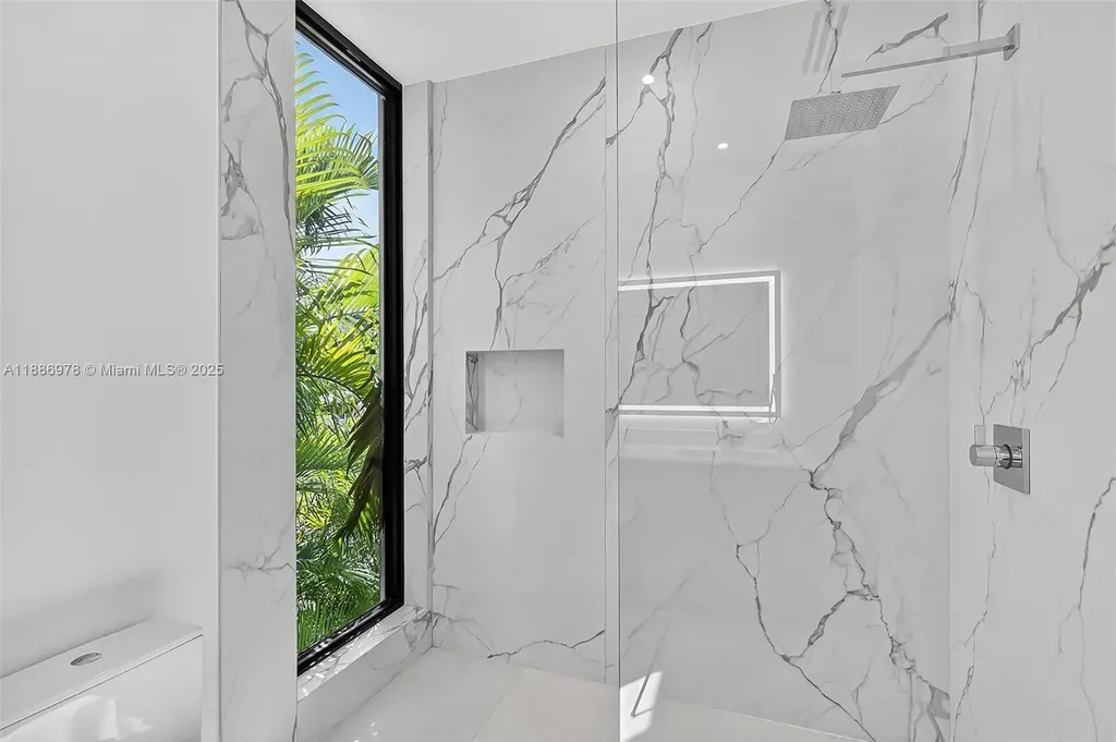 620 Solar Isle Drive Fort Lauderdale FL 33301