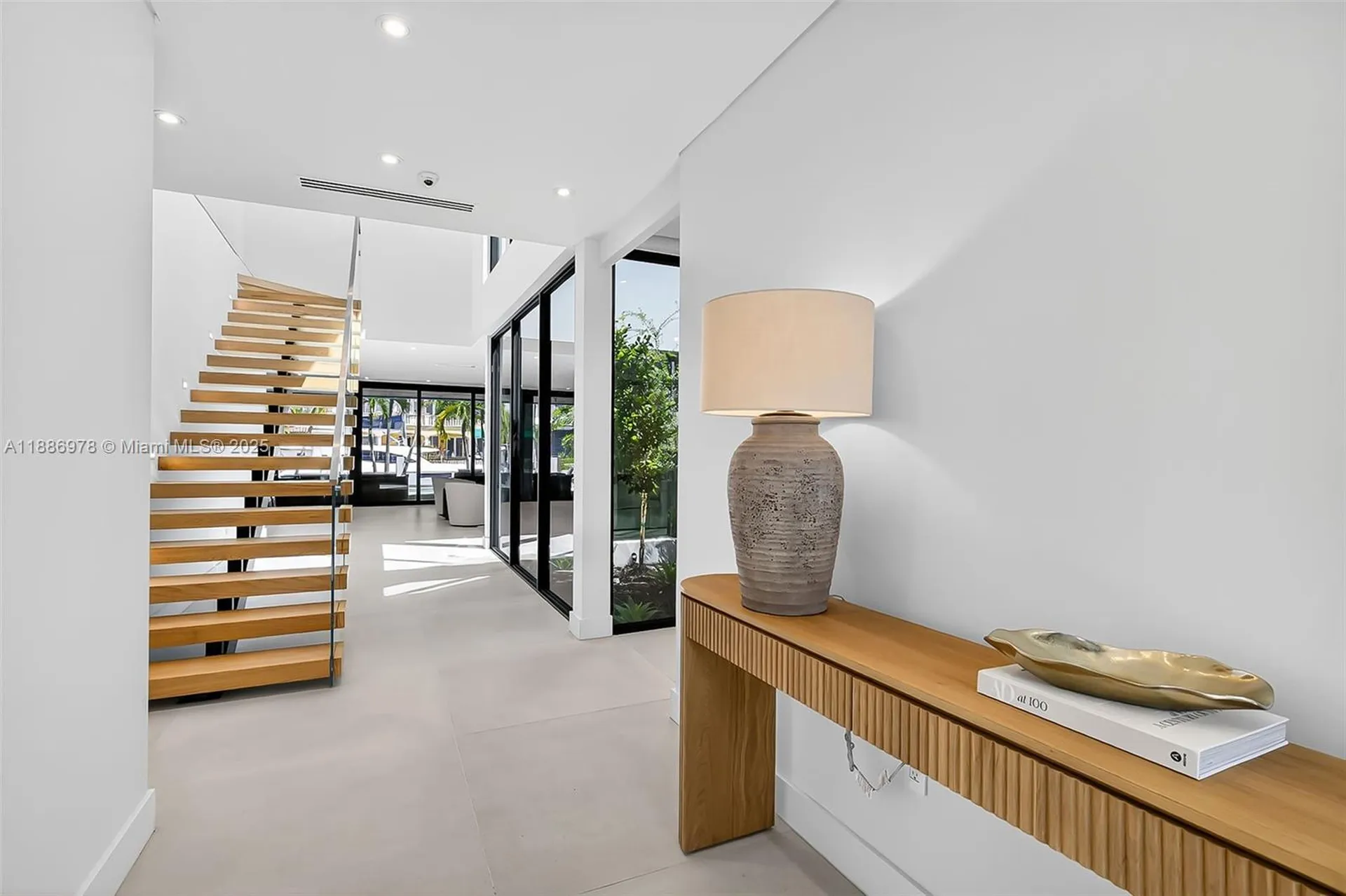 620 Solar Isle Drive Fort Lauderdale FL 33301