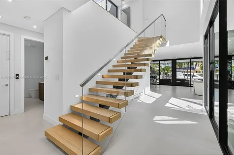 620 Solar Isle Drive Fort Lauderdale FL 33301