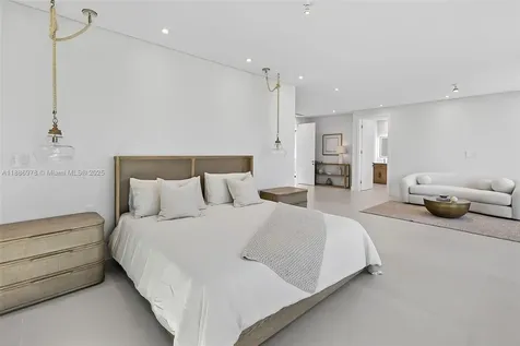 620 Solar Isle Drive Fort Lauderdale FL 33301