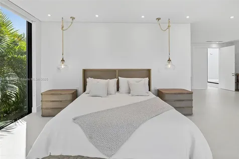 620 Solar Isle Drive Fort Lauderdale FL 33301