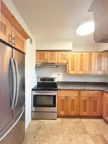 7865 SW 57th Avenue Miami FL 33143