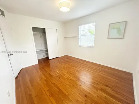 7865 SW 57th Avenue Miami FL 33143