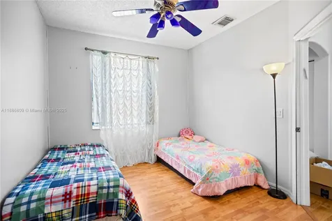 Hollywood FL 33312