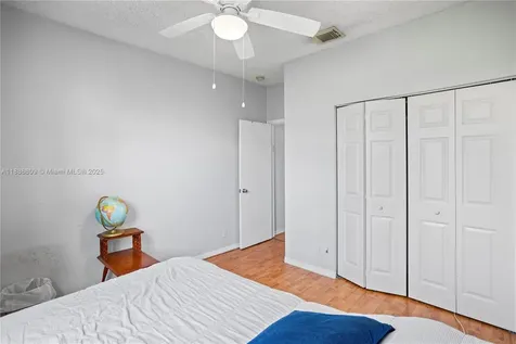 Hollywood FL 33312