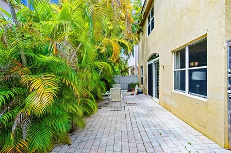 Hollywood FL 33312