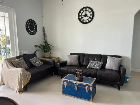 18247 NW 88th Place Hialeah FL 33018