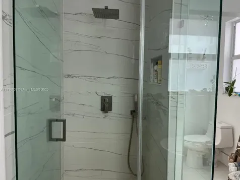 18247 NW 88th Place Hialeah FL 33018