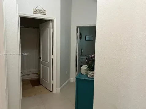 18247 NW 88th Place Hialeah FL 33018