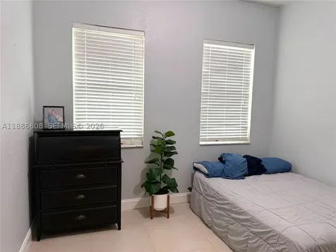 18247 NW 88th Place Hialeah FL 33018