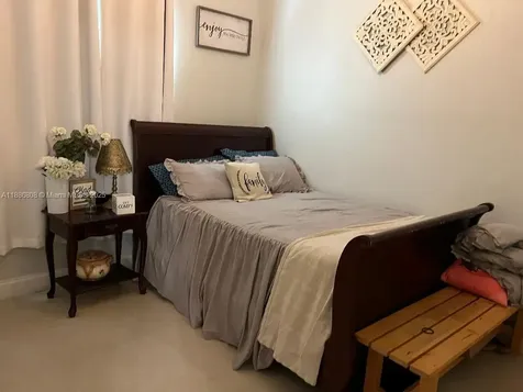 18247 NW 88th Place Hialeah FL 33018