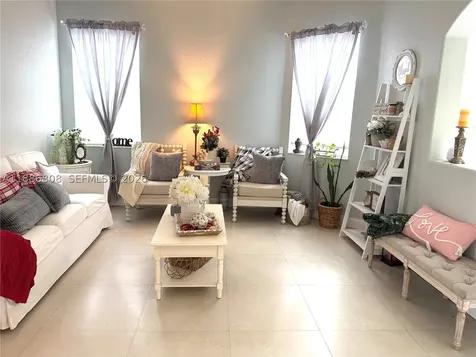18247 NW 88th Place Hialeah FL 33018