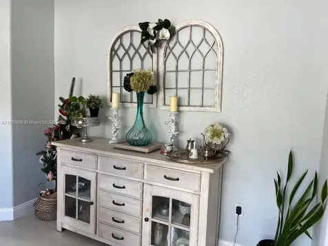 18247 NW 88th Place Hialeah FL 33018