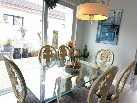 18247 NW 88th Place Hialeah FL 33018
