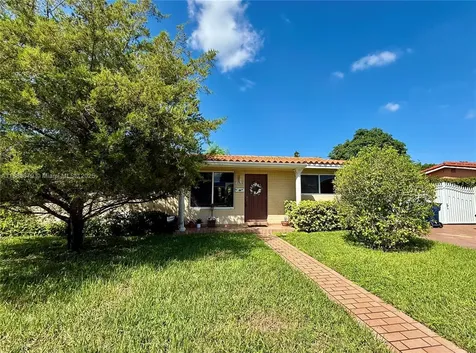 3310 SW 94th Place Miami FL 33165