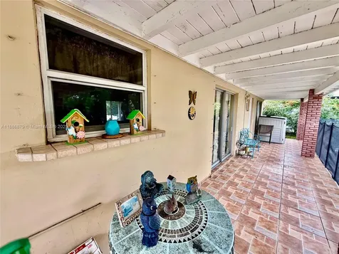 3310 SW 94th Place Miami FL 33165