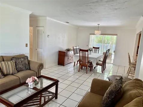 3310 SW 94th Place Miami FL 33165