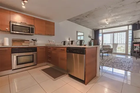 3250 NE 1st Avenue Miami FL 33137