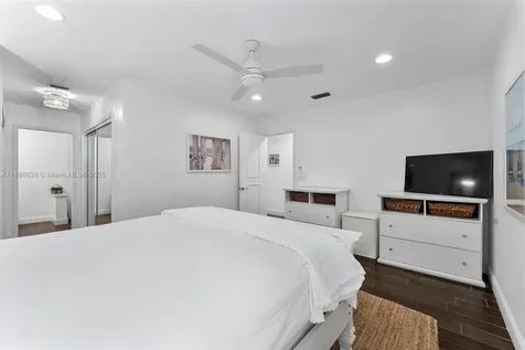 58 Ironwood Way N Palm Beach Gardens FL 33418