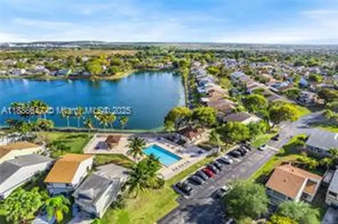 10042 SW 220th Street Cutler Bay FL 33190