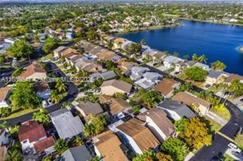 10042 SW 220th Street Cutler Bay FL 33190