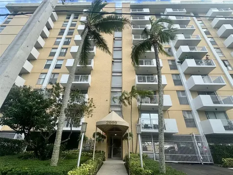 2000 NE 135th Street North Miami FL 33181