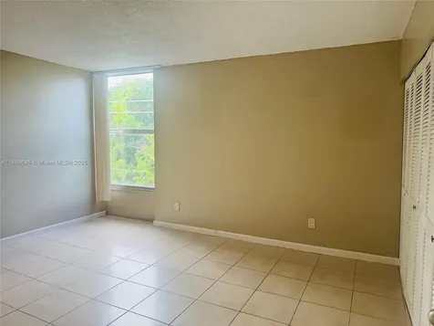 2000 NE 135th Street North Miami FL 33181