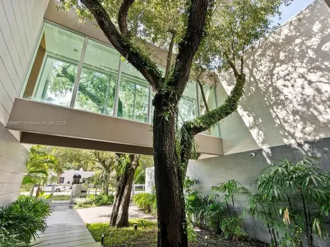 1015 N Rio Vista Boulevard Fort Lauderdale FL 33301